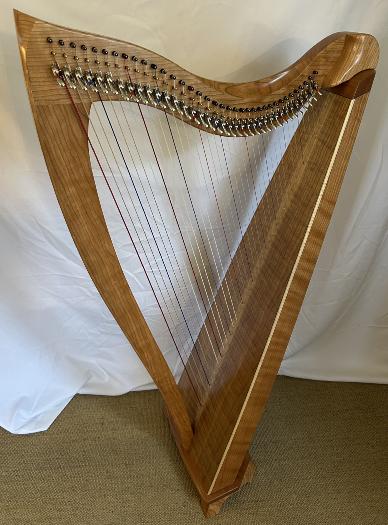 FH 36 S in Figured Cherry with Camac Levers